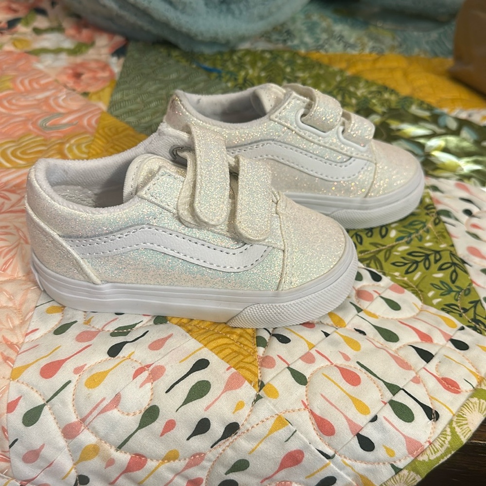 New White glitter toddler old skool vans 5